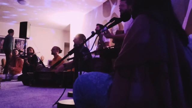 Radhe Govinda Kirtan, Tarana Chaitanya