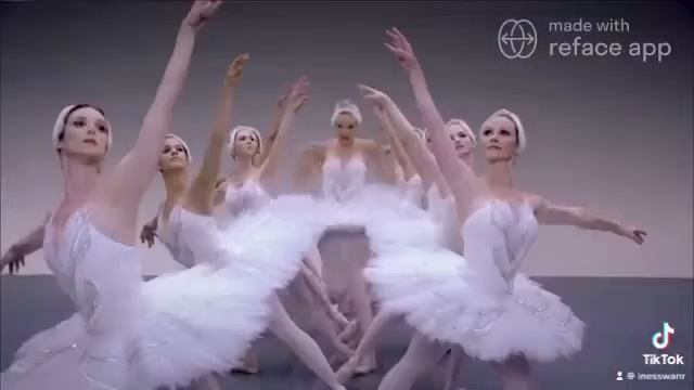 Shake it off -Lily Ren@WarnerMusicDenmark @TaiheMusicGroup