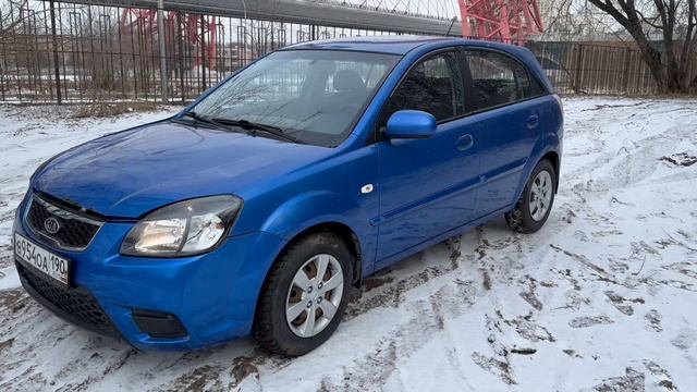 Kia Rio 2011, 1.4AT, 2 владельца, пробег 88900км, рабочий поджопник
