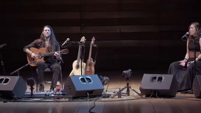Bird's Teardrops ｜｜ Estas Tonne feat. Peia ｜｜ Ashland, Oregon 2018