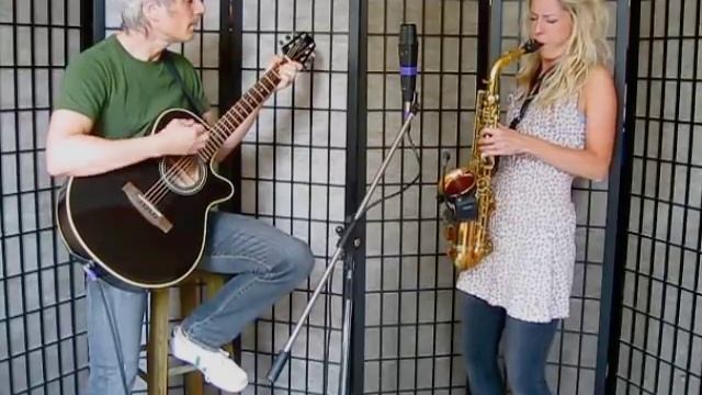 Lovely Laura & Tyrrell (Balearica Unplugged) - Why Don't You Do Right