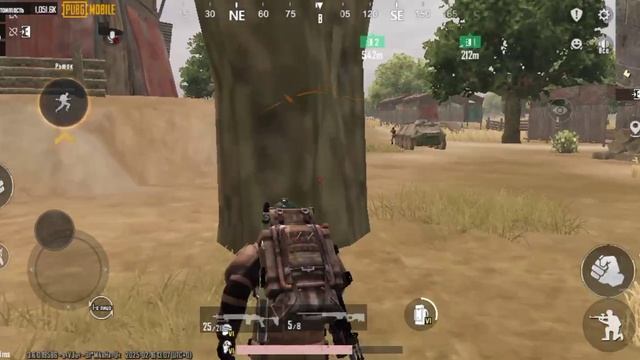 что находится за белои́ дверью