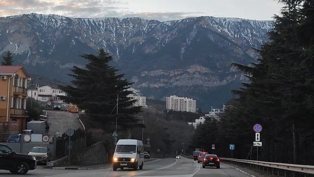 Горы, побережье Крыма