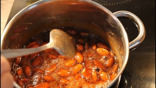 GEBRANNTE MANDELN #selbstgemacht #Weihnachtsmarkt,  Жареный миндаль