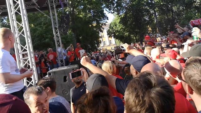 Mo Salah song - The day we caught the train // Shevchenko Park, Kiev 26-05-18