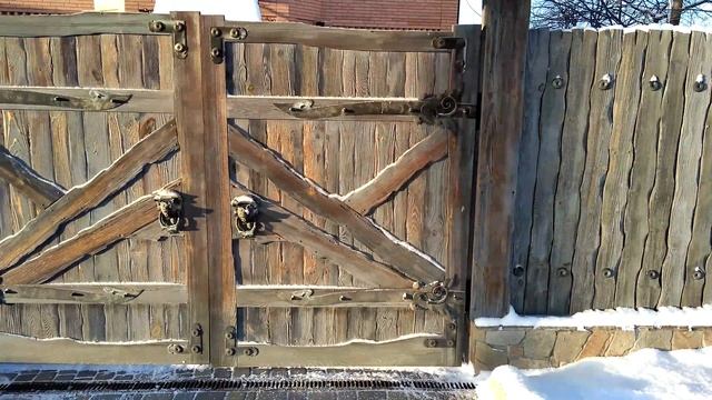 Деревянный забор
