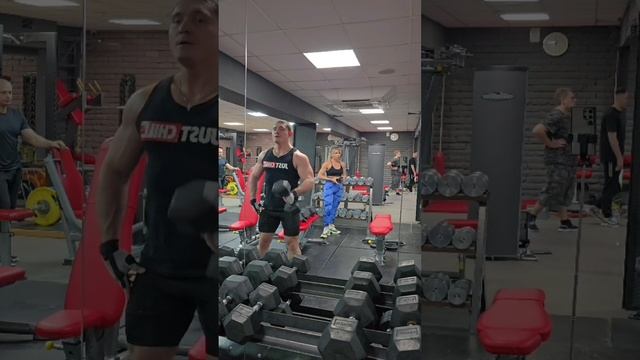 Работа на бицепс
