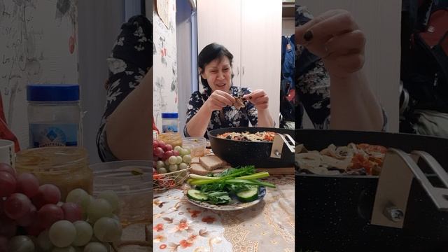 Мукбанг!