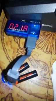 Зарядка литиевых ААА аккумуляторов BESTON