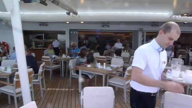 Europa 2 - Yacht club buffet restaurant breakfast