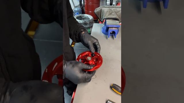Ducati Monster 937, installing CNC Racing clear clutch cover Pramac Racing Limited edition.