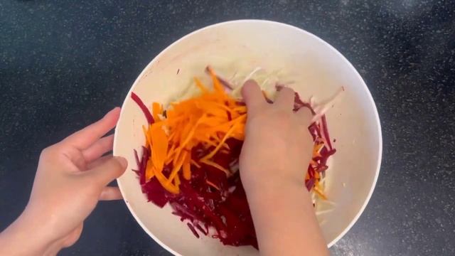 БЫСТРЫЙ салат из капусты со свеклой. ПП салат. Пайдалы салат.