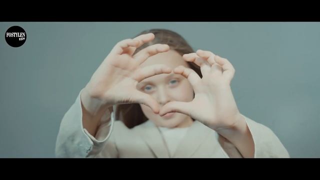 Fostylen KIDS - cover story of the debut issue starring (model Dasha Goroshko) February