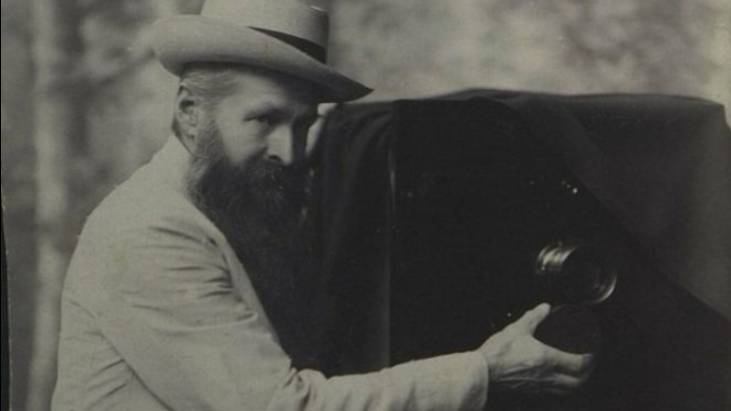 "ПРОШЛОЕ ОЖИВАЕТ"... (Фото группы "ЛИЦА УШЕДШЕЙ ЭПОХИ)", музыка - Alexander DESPLAT (Франция)