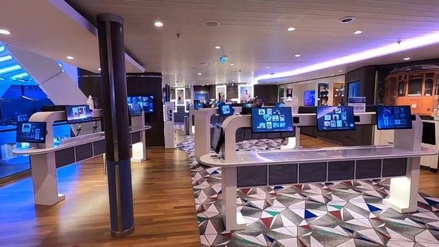 The Crown & Anchor Society | Royal Caribbeans Loyalty Programme Explained