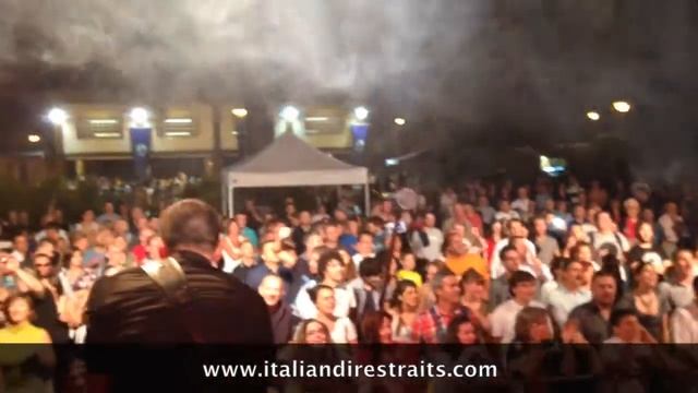 Money for nothing - pubblico del Grespù di Orio Al Serio (Alessio Corona @ Italian Dire Straits)