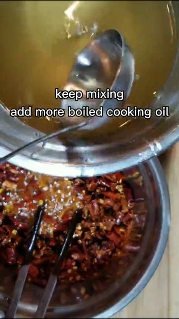 Homemade chili pepper oil #shorts