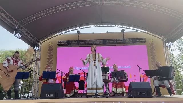 НАРНИ "Славяне" - "Раз полоску Маша жала", солистка Юлия Щеголева