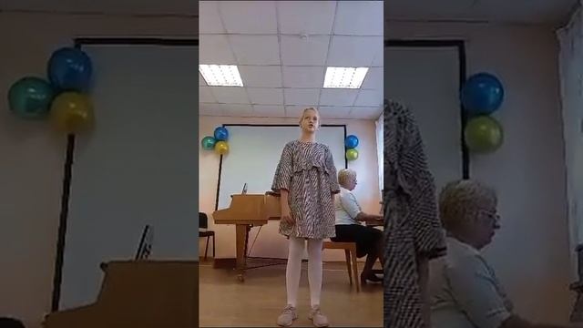 Платонова Милена.  В.Филатова, О. Хабарова "Церквушки России"; Я. Френкель , Р. Гамзатов "Журавли"