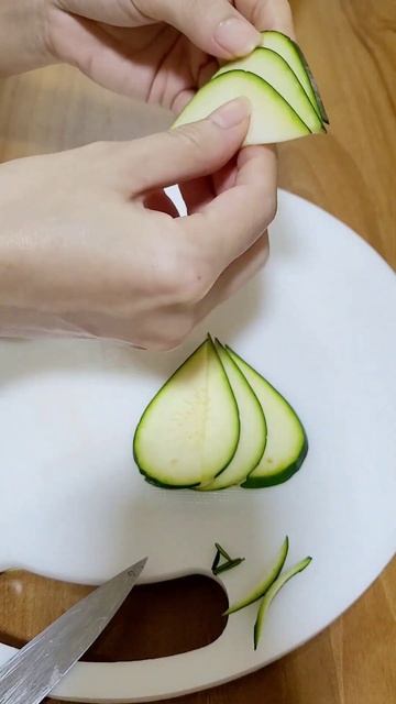 #shorts Vegetable Carving,Salad Decoration ideas k72,Cucucumber Garnish,Fruit Decoration.