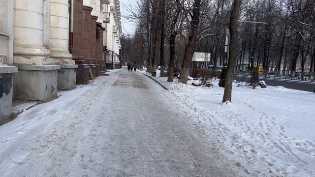 PeshiyYar шагаем по советской, в выходные можно и погулять…