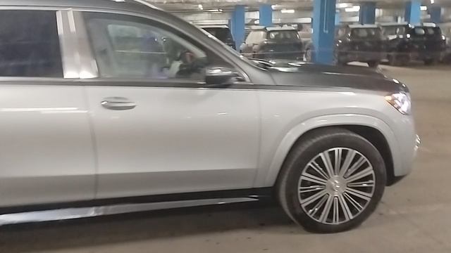 Maybach S600 в Москве по хорошей цене - наличие большого кол-ва авто