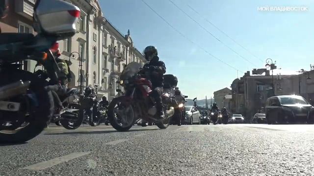 Владивосток,колонна байкеров (7 октября 2023).