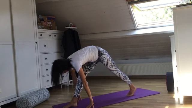 Quarantine yoga, day 40