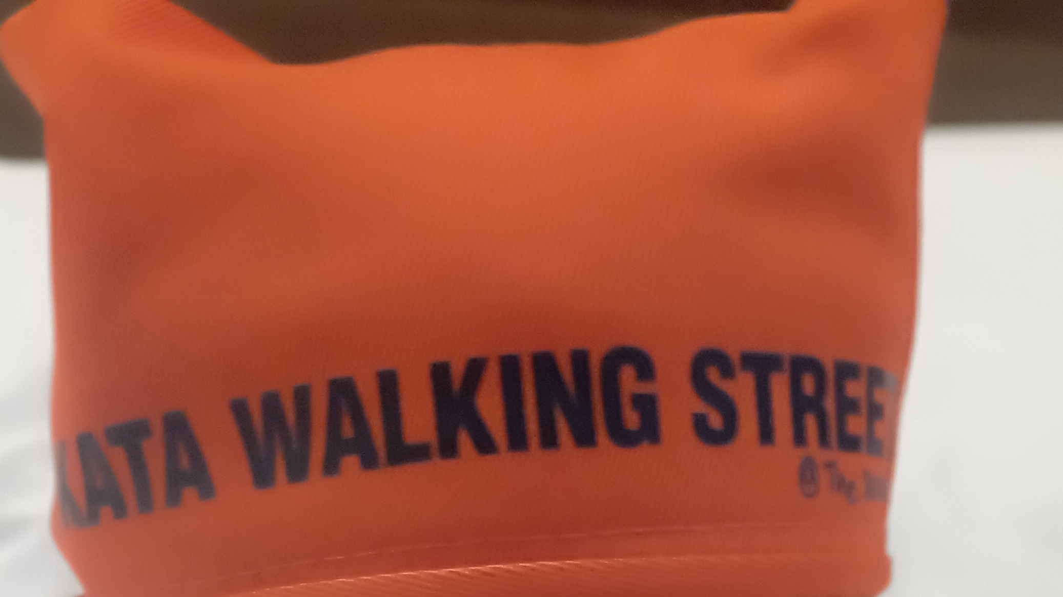 ката walking street