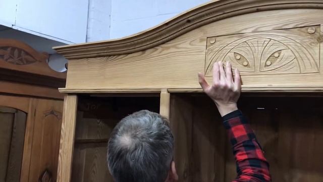 Assembling A 1930’s Triple East German Knockdown Pine Wardrobe - Pinefinders Old Pine Furniture