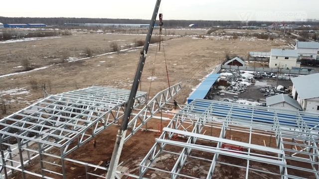 Монтаж стропильной фермы ЛСТК