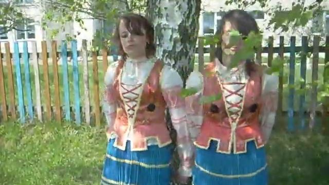 Лена и Ира поют о Беларуси 4