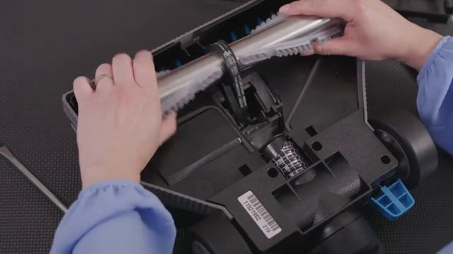 Как заменить вал на щетке-выбивалке Power Nozzle