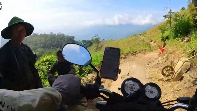 Мотопутешествие по Вьетнаму. День 12. Чайные террасы и снова горы.