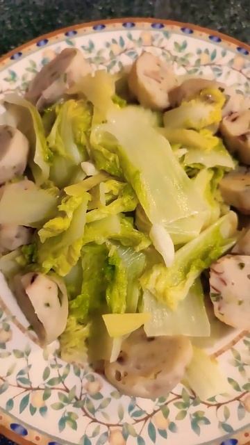 ASMR! STIR-FRY CHINESE CABBAGE AND FISH BALLS #shorts #viral #trending #mybloopers #hongkong #ofw
