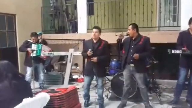 Eslabón por eslabón con la Faktura Norteña