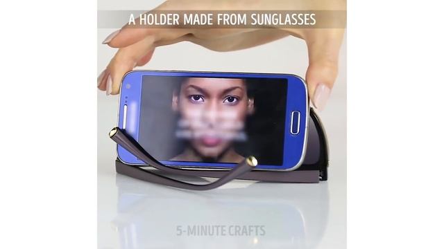 19 GENIUS PHONE HACKS EVERYONE SHOULD TRY RIGHT NOW