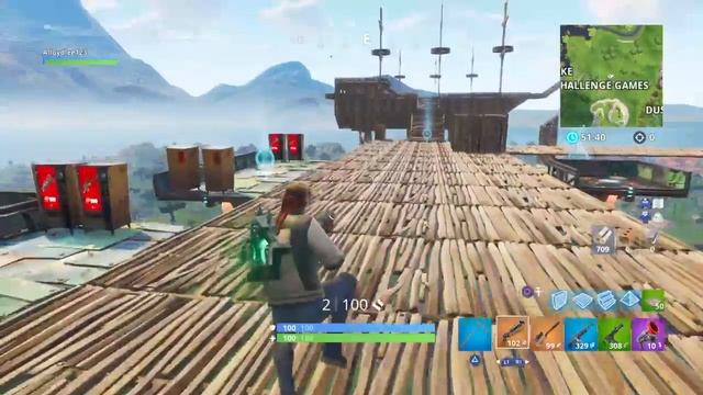 Play ing 1v1