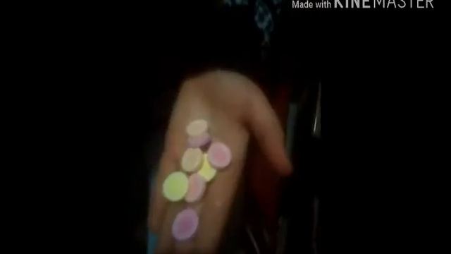 Открываю сладости!