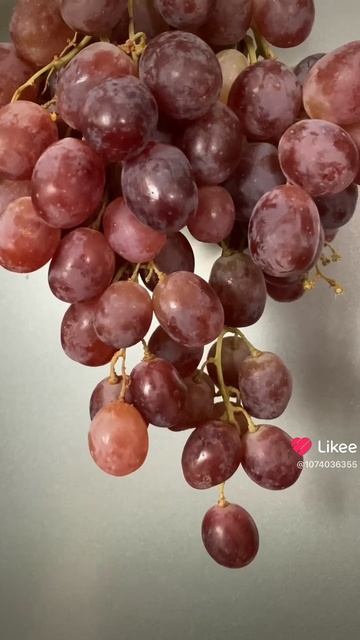 Сочный виноград