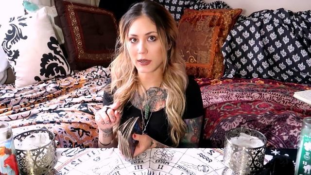 Become a Pro Tarot Reader in 1 Day (My Tips & Tricks)