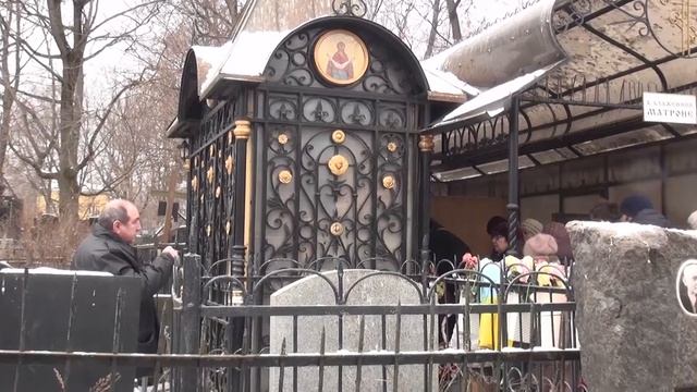 Молебен на могилке Святой Блаженной Матроны Московской 15-02-2025