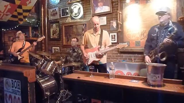 Blues Shadows by The Grapefruit Kings @ the Cat's Eye Pub 2014