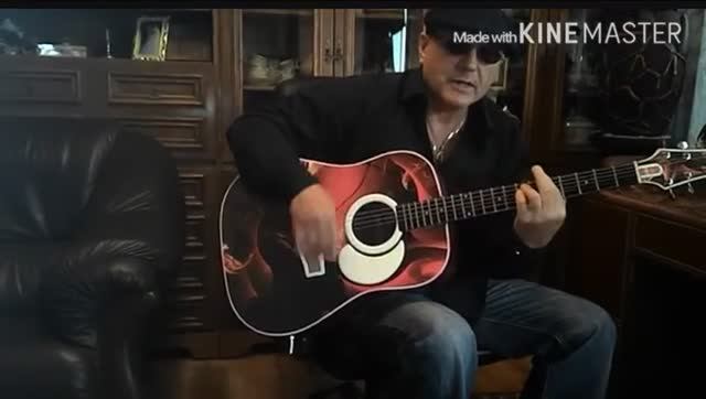 Шептал молитву.Андрей Кобцев.