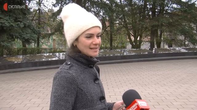 На меморіалі у Луцьку демонтували радянську символіку. Коли замінять цифри