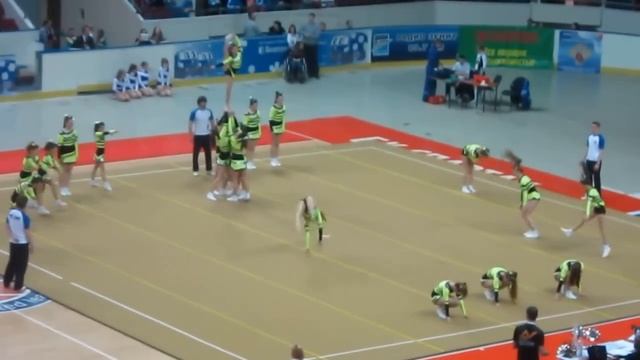 Северная Пальмира  2013  STRIKE Cheerleading team