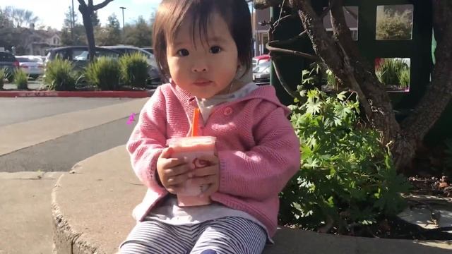 JAMBA JUICE REVIEW BY BABY AUDREY | FAMILY FUN REVIEW |
