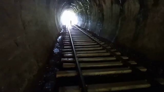 Чайные плантации. Девяти арочный мост.