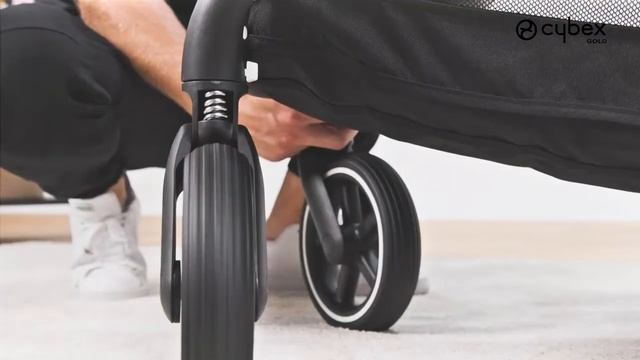 Как зафиксировать передние колеса коляски Gazelle S CYBEX