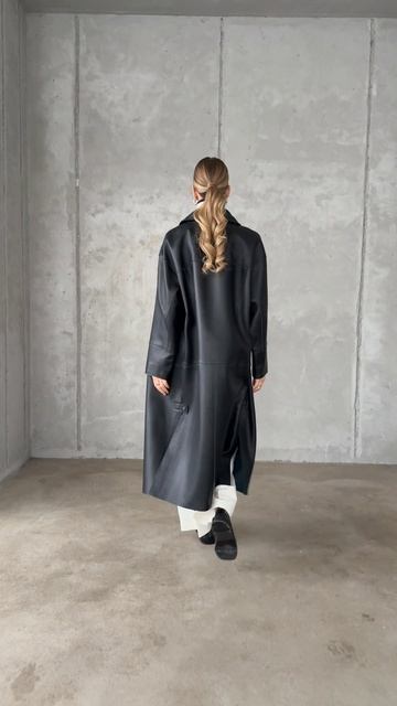 Кожаный женский плащ от Paffos.ru